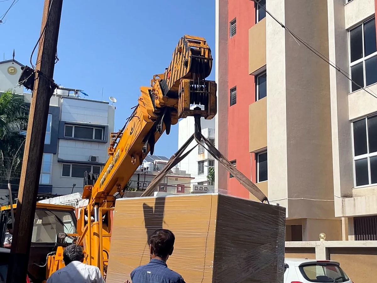 Dispatch — safe lifting, fully wrapped